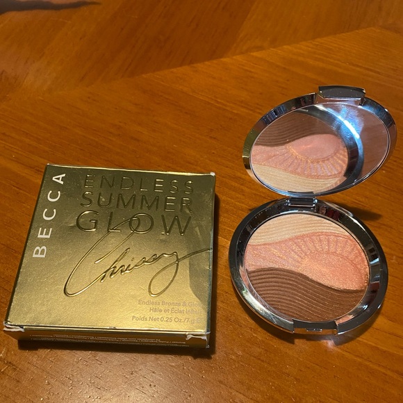 Becca Endless Summer Glow Bronze & Glow Palette - Picture 5 of 14
